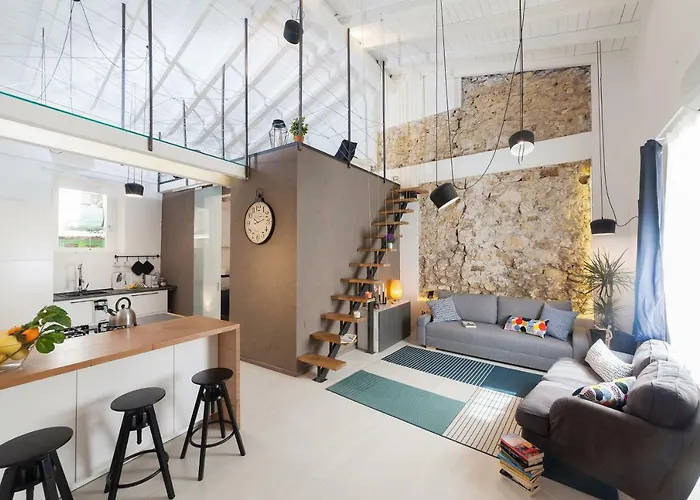 Cavour16 * סירקוזה