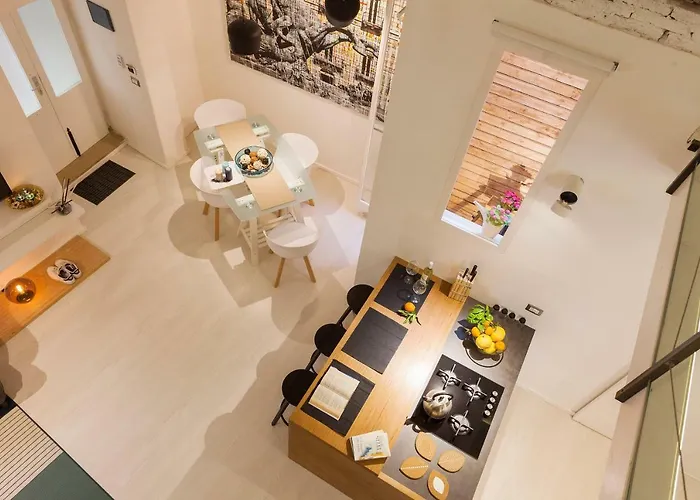 Cavour16 * סירקוזה