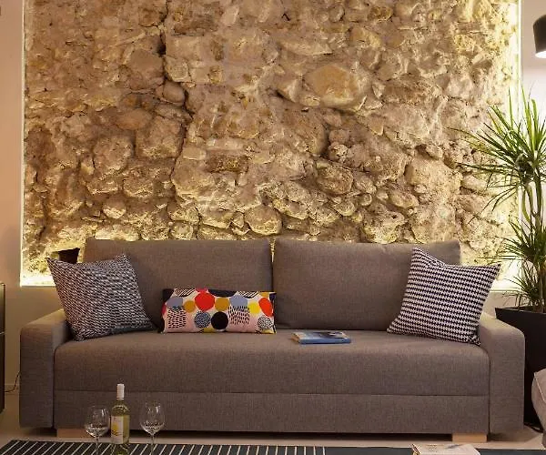 בית נופש Cavour16 *