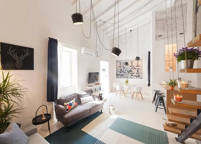 Cavour16 * סירקוזה